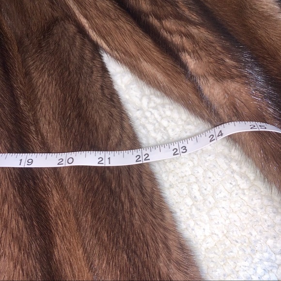 Genuine Vintage Mink Fur Coat in Brown - Picture 11 of 13
